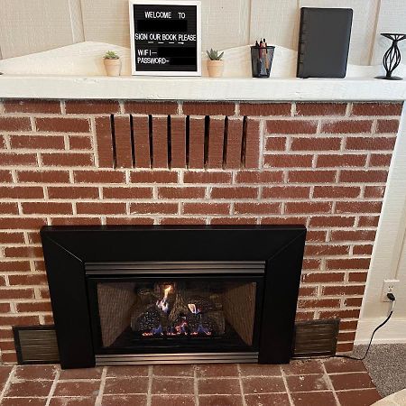 Downtown 2 Bedroom Cottage, Sleeps 6, Walking Distance To Honeywell, Downtown Restaurants, Shopping Wabash Εξωτερικό φωτογραφία
