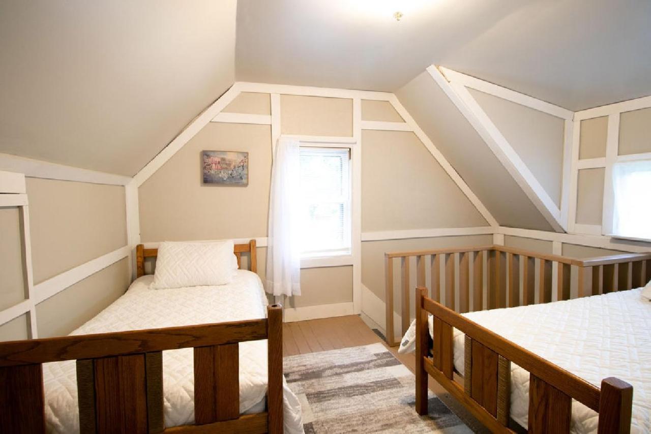 Downtown 2 Bedroom Cottage, Sleeps 6, Walking Distance To Honeywell, Downtown Restaurants, Shopping Wabash Εξωτερικό φωτογραφία